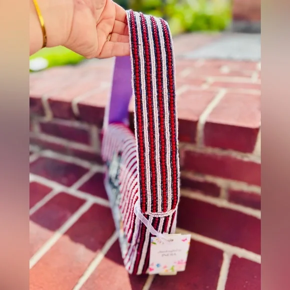 *Host Pick! BRAND NEW RELEASE! NYC Taxi Beaded Bag – Viral Bag from Marshalls - Picture 7 of 8